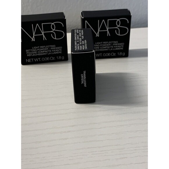 3 x NARS Light Reflecting Setting Powder shade: Translucent Crystal .06 oz each - Picture 3 of 5